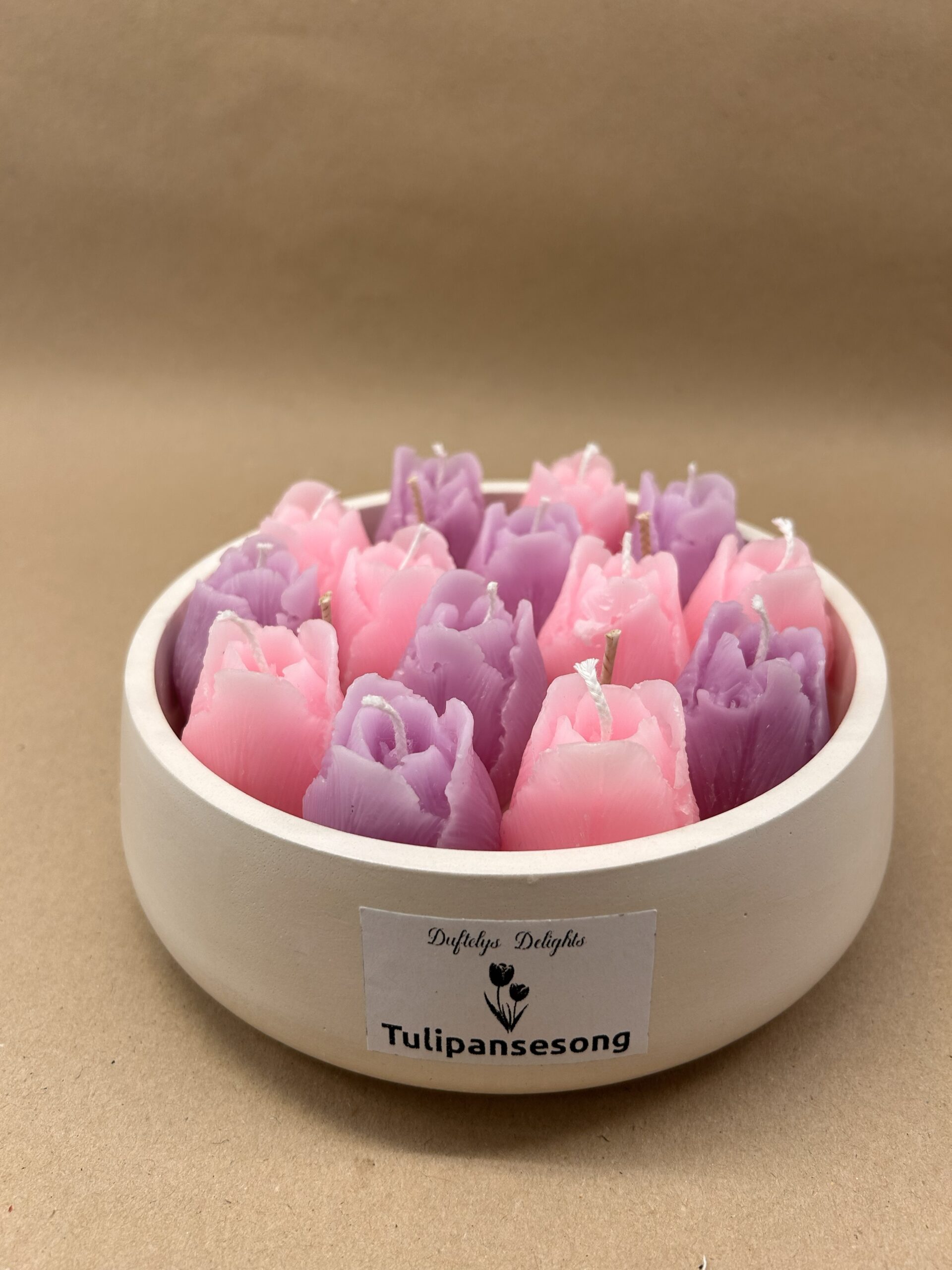 Vårbeholder med rosa-fiolett tulipaner🌷💛 - Image 3